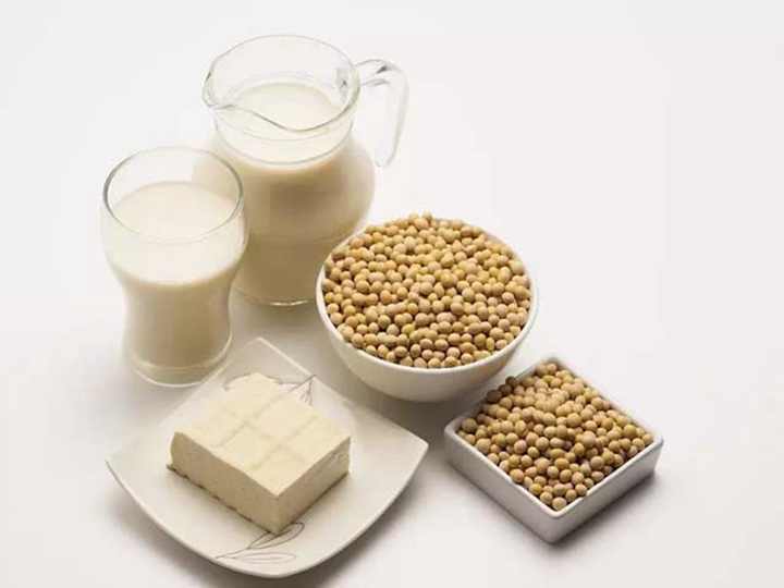 Soymilk and tofu making