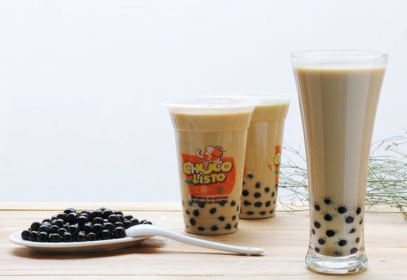 Boba Bubble Tea con perle di tapioca realizzato dalle macchine Boba Maker