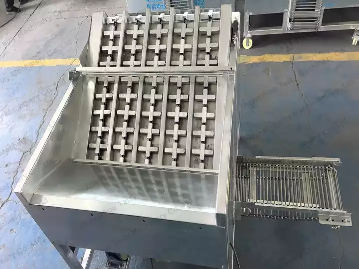 green walnut peeling machine